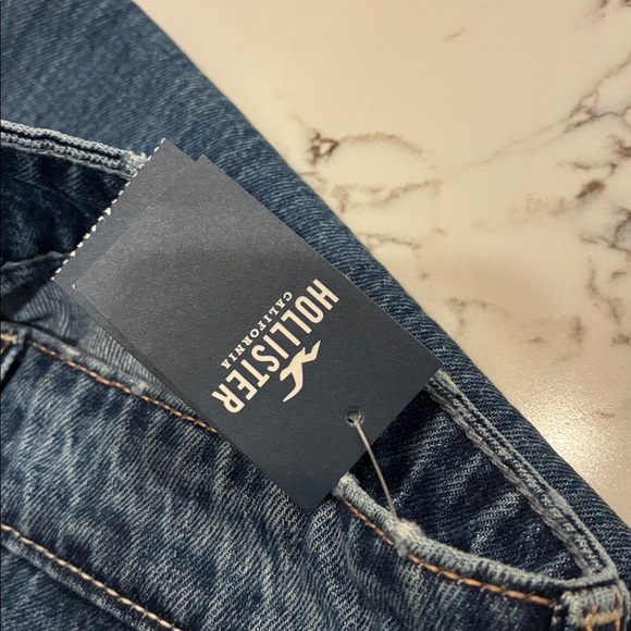 Hollister Women’s Low Rise Baggy Jeans Medium Rinse Plus Size 14 NWT - Picture 10 of 12